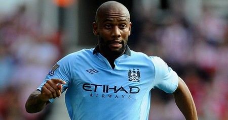 前埃及国脚怒斥卡拉格：难怪C罗懒得理你，难怪穆帅说你一般（前埃及国脚怒怼卡拉格：难怪C罗无视你，穆帅也称你平庸）