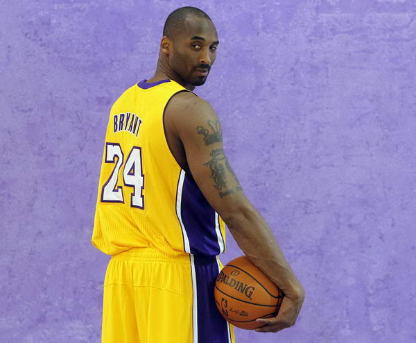 毕包主帅：亚马尔现在还不好跟梅西比，回诺坎普比赛让人期待（毕巴主帅：亚马尔尚难与梅西相提并论，回归诺坎普之战令人期待）