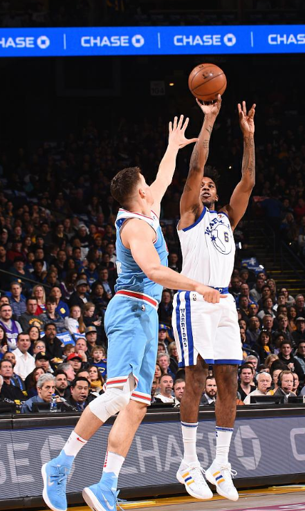 廖三宁替补出场砍17+6+5，犀利突破成少有亮点（廖三宁替补轰17+6+5，犀利突破成场上为数不多的亮点）