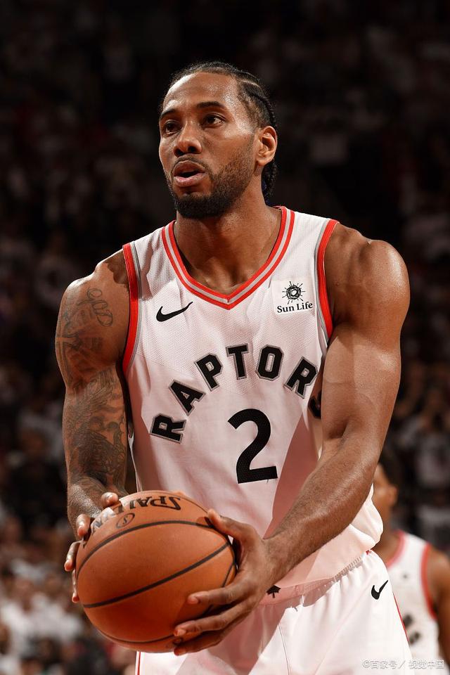 重磅！皇马遭遇重创！阿诺德伤缺两月将错过15场比赛，欧冠生死战告急（噩耗！皇马遭遇重击：阿诺德伤停两月恐缺15战，欧冠生死战告急）