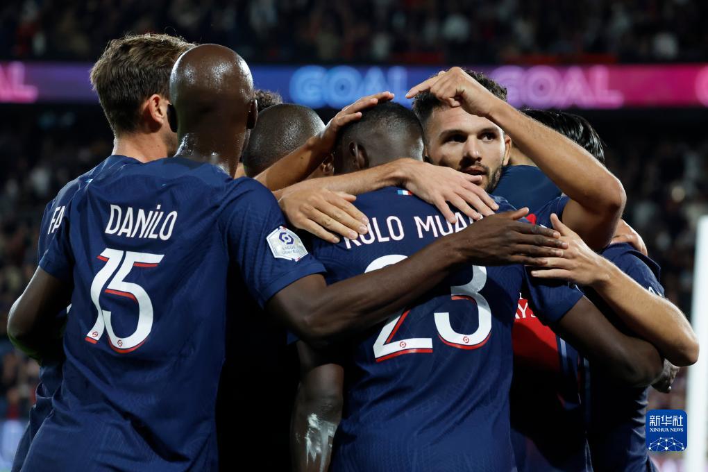 翟晓川三分5中4轰21分7板，创过去4年得分新高（翟晓川三分5投4中砍21分7板，刷新近四年个人得分新高）