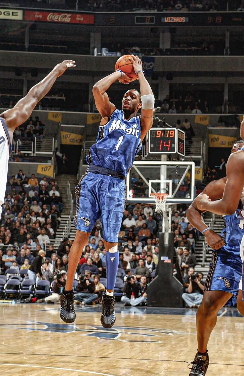 C罗祝贺葡萄牙首次晋级U17世界杯决赛：让我们全力以赴（葡萄牙U17队历史性挺进世界杯决赛，C罗发声：全力以赴）