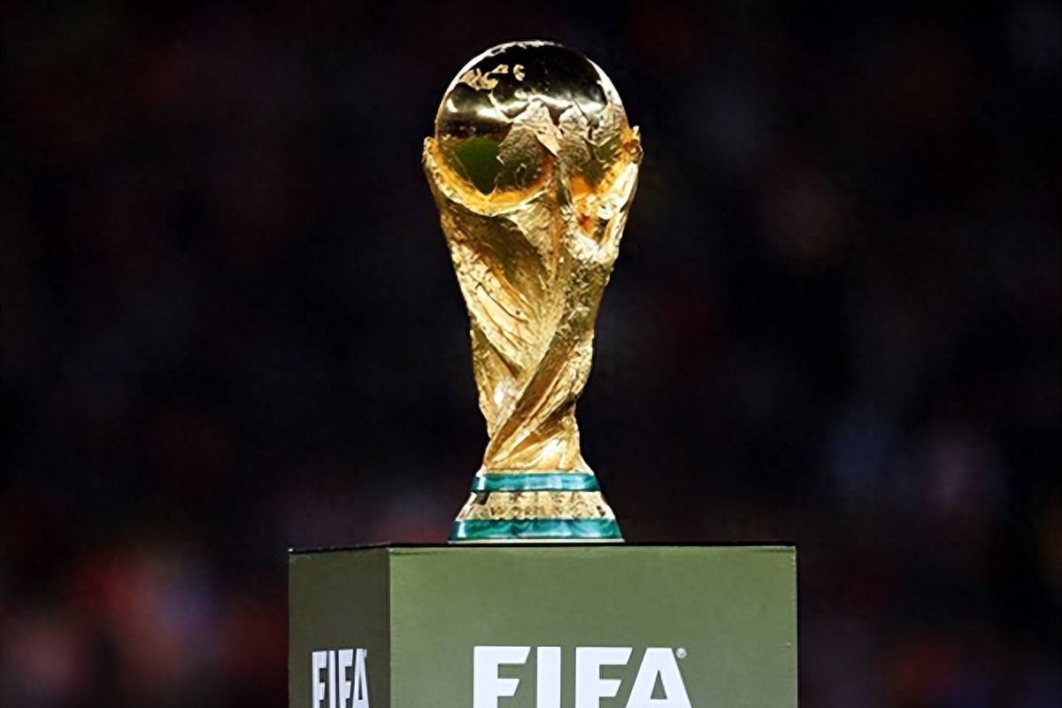 于汉超退役后加入申花教练组，毛剑卿：这是对球员最大的褒奖（于汉超退役转投申花教练组，毛剑卿称这是对球员的最高褒奖）