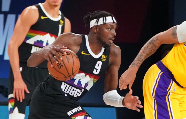 亚泰官方：对刘议阳实施“三停”；此前他被女友控诉出轨、裸聊（长春亚泰官宣对刘议阳执行“三停”，其此前遭女友指控出轨与裸聊）