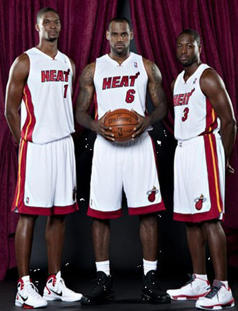 郑凯木、廖承坚加盟武汉三镇（武汉三镇签约郑凯木、廖承坚）